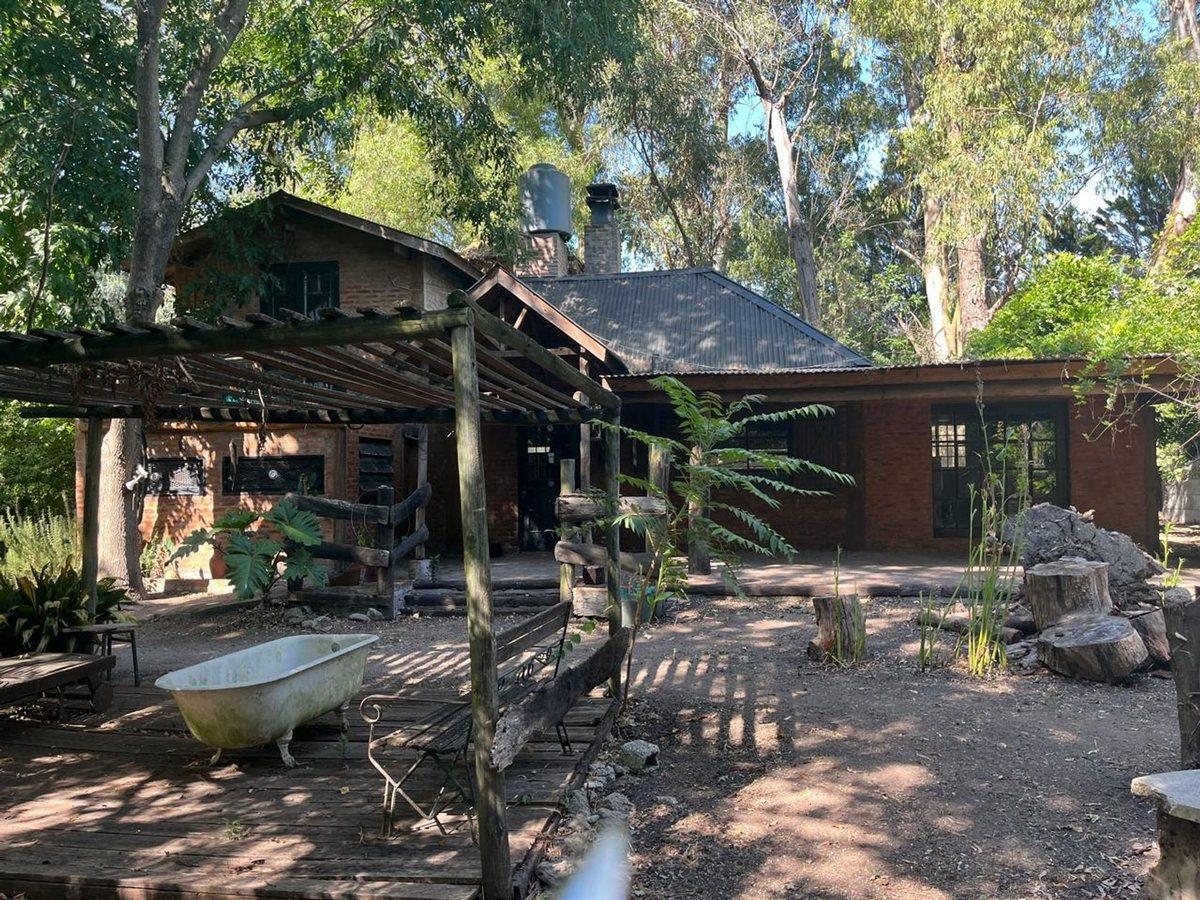 Foto de CASA EN VENTA CON PILETA.RUTA 2 KM46 ABAST0, imagen 3