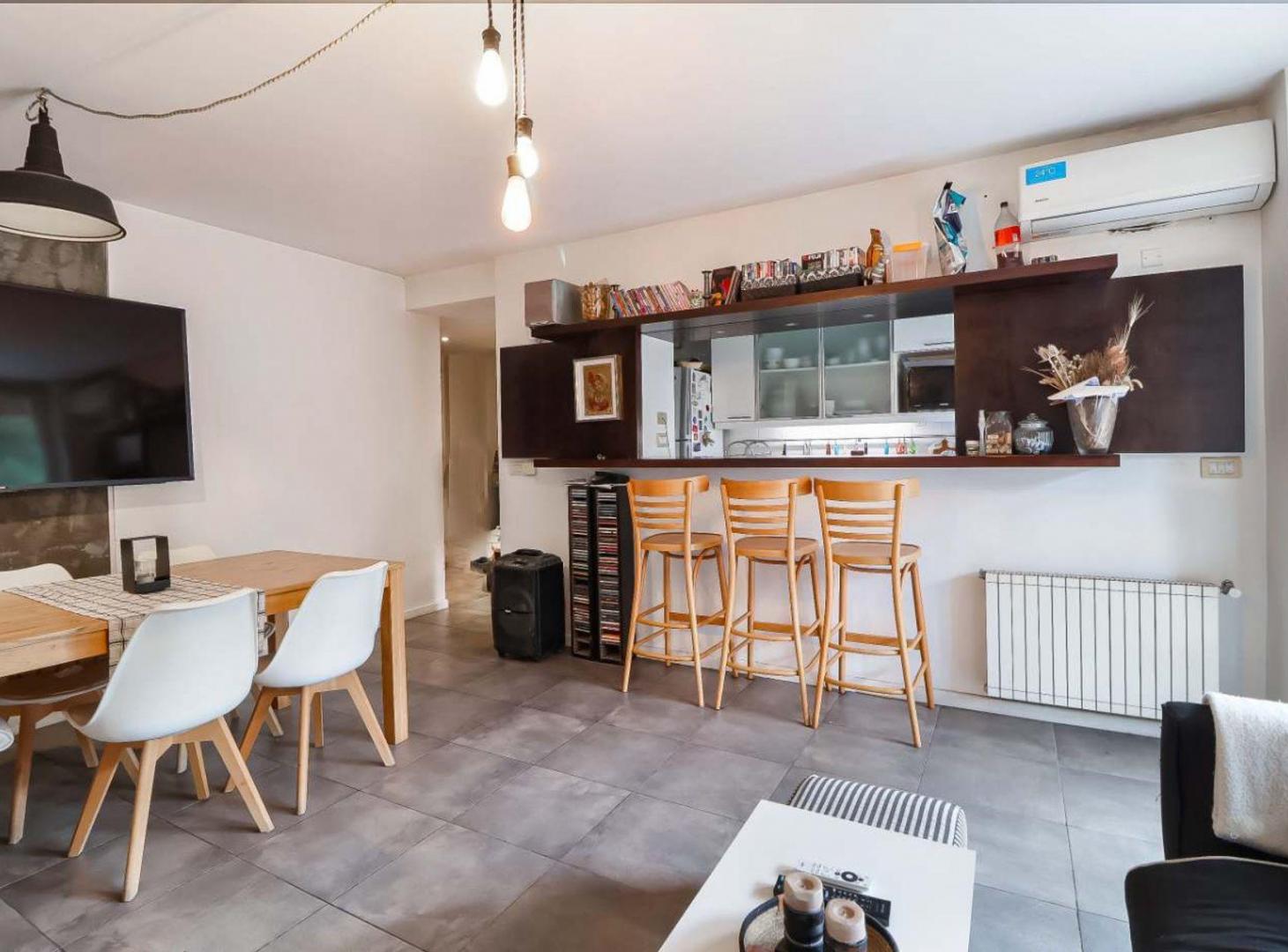 Foto de VENTA 5 AMBIENTES, SAN ISIDRO CENTRO CON JARDIN, imagen 2