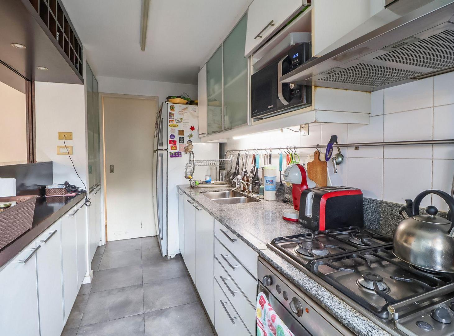 Foto de VENTA 5 AMBIENTES, SAN ISIDRO CENTRO CON JARDIN, imagen 5