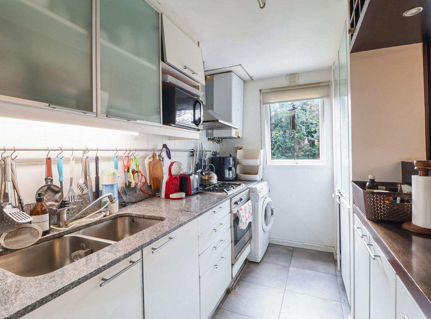 Foto de VENTA 5 AMBIENTES, SAN ISIDRO CENTRO CON JARDIN, imagen 4