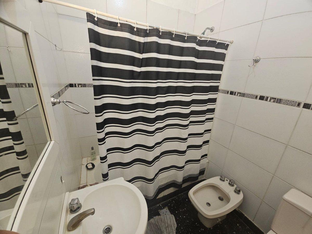 Foto de CASA EN VENTA EN BERAZATEGUI, imagen 2