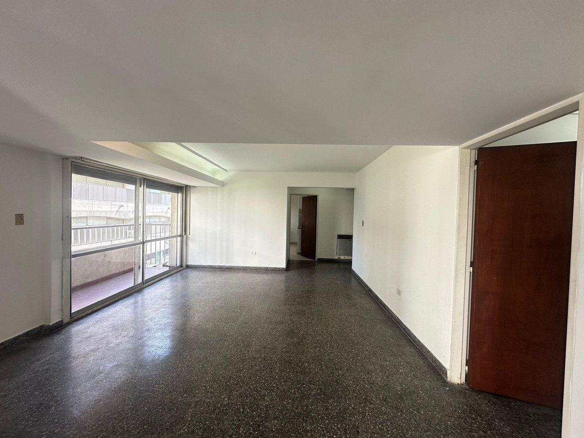 Foto de DEPARTAMENTO EN VENTA LA PLATA, imagen 2