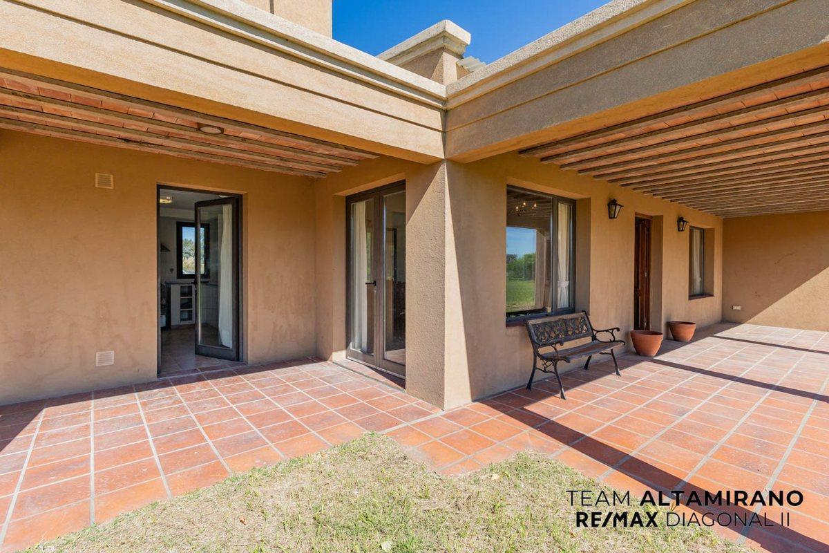 Foto de CASA EN VENTA EN LAGUNA VITEL, imagen 2