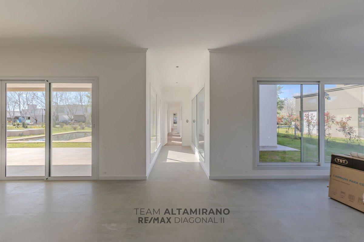 Foto de CASA EN VENTA EN HARAS DEL SUR 2, A ESTRENAR, imagen 3