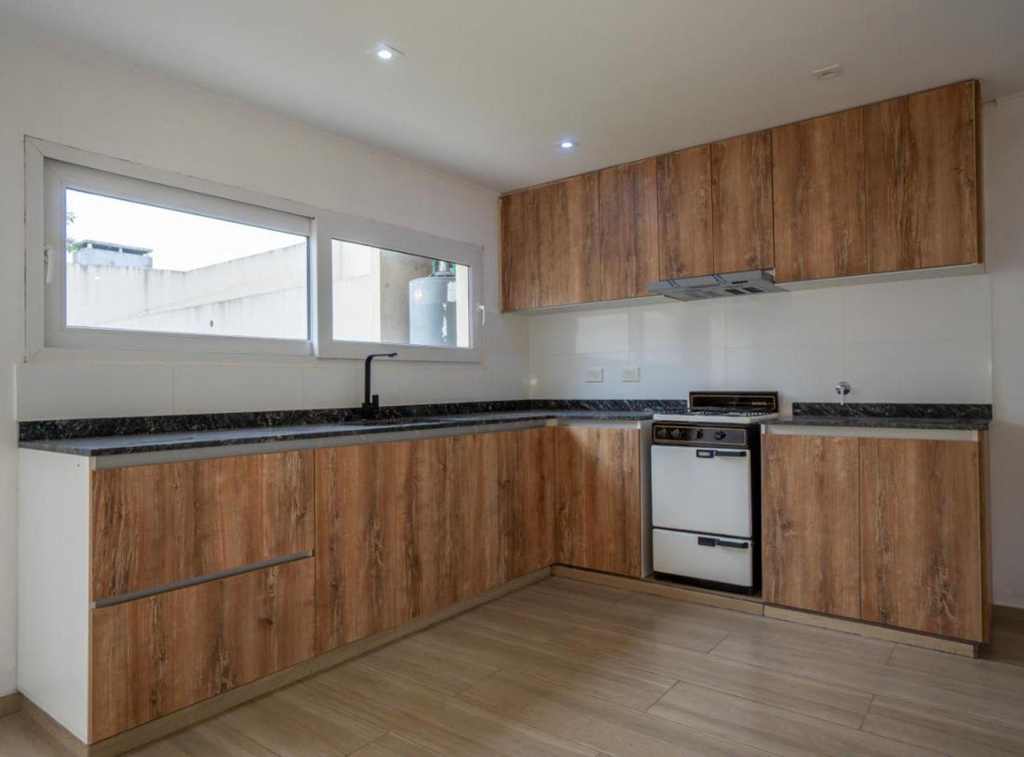 Foto de CASA EN VENTA LA PLATA A ESTRENAR, imagen 2