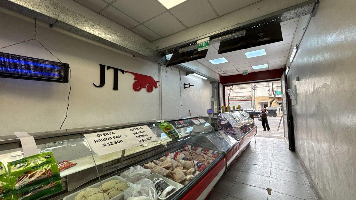 Foto de Venta Local comercial con oficina en Monserrat, imagen 3