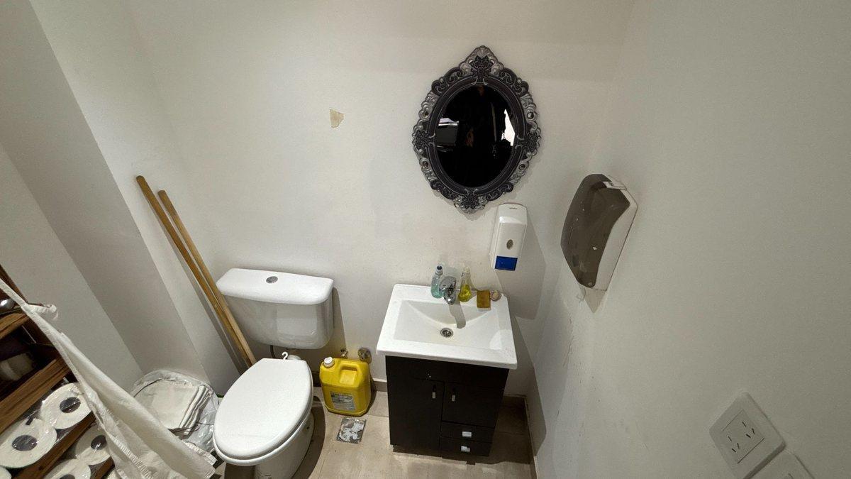 Foto de Venta Local comercial con oficina en Monserrat, imagen 5