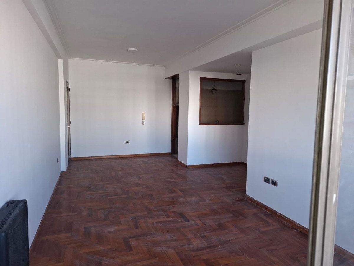 Foto de DEPARTAMENTO EN VENTA EN LA PLATA, imagen 1