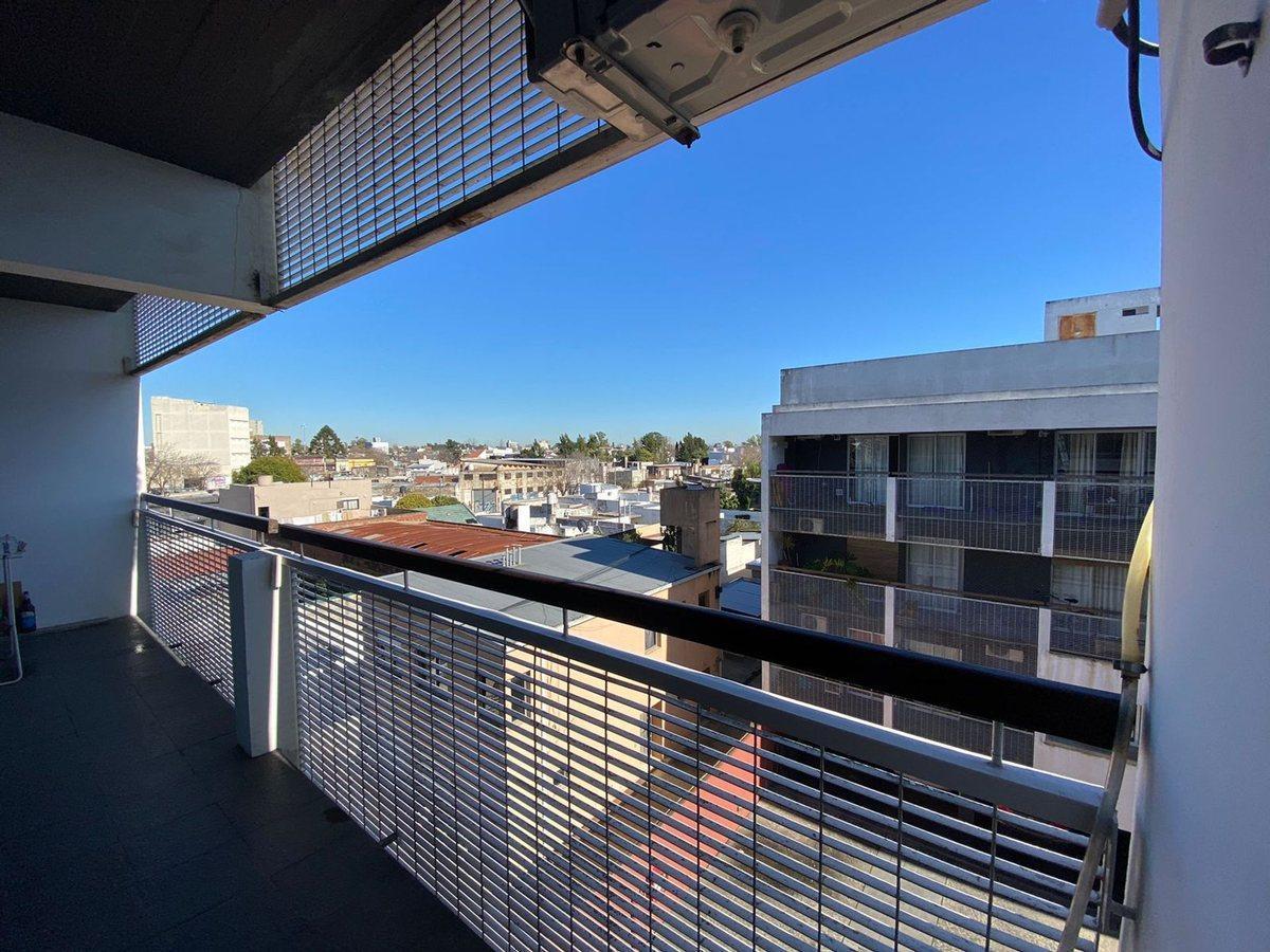Foto de DEPARTAMENTO EN VENTA EN LA PLATA, imagen 2