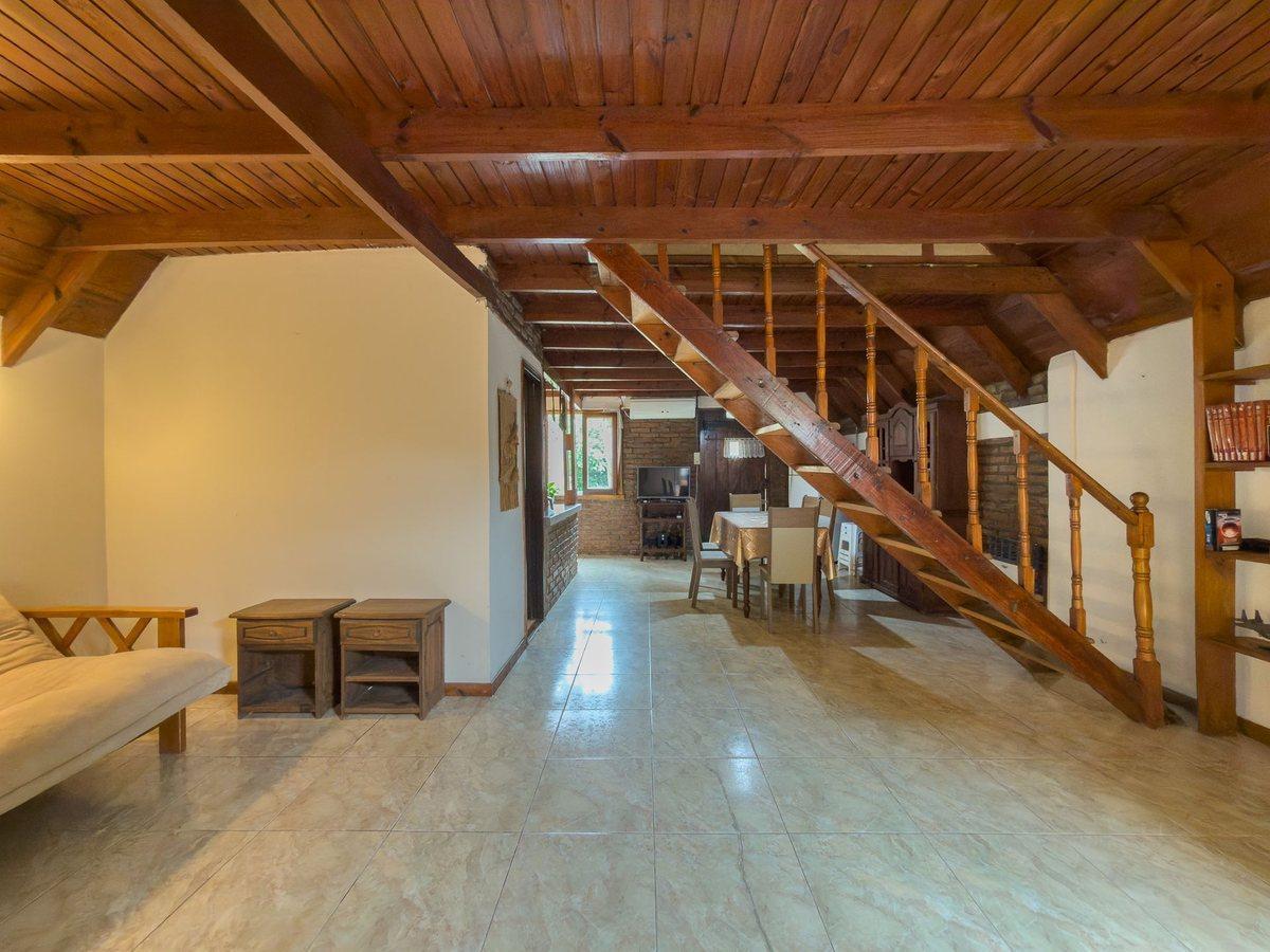 Foto de Casa en Venta en Los Hornos, imagen 4