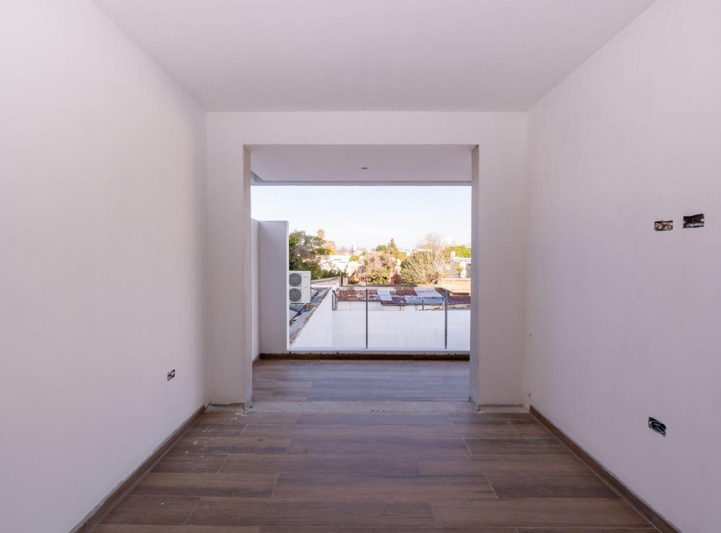 Foto de DEPARTAMENTO EN VENTA EN LA PLATA, imagen 1