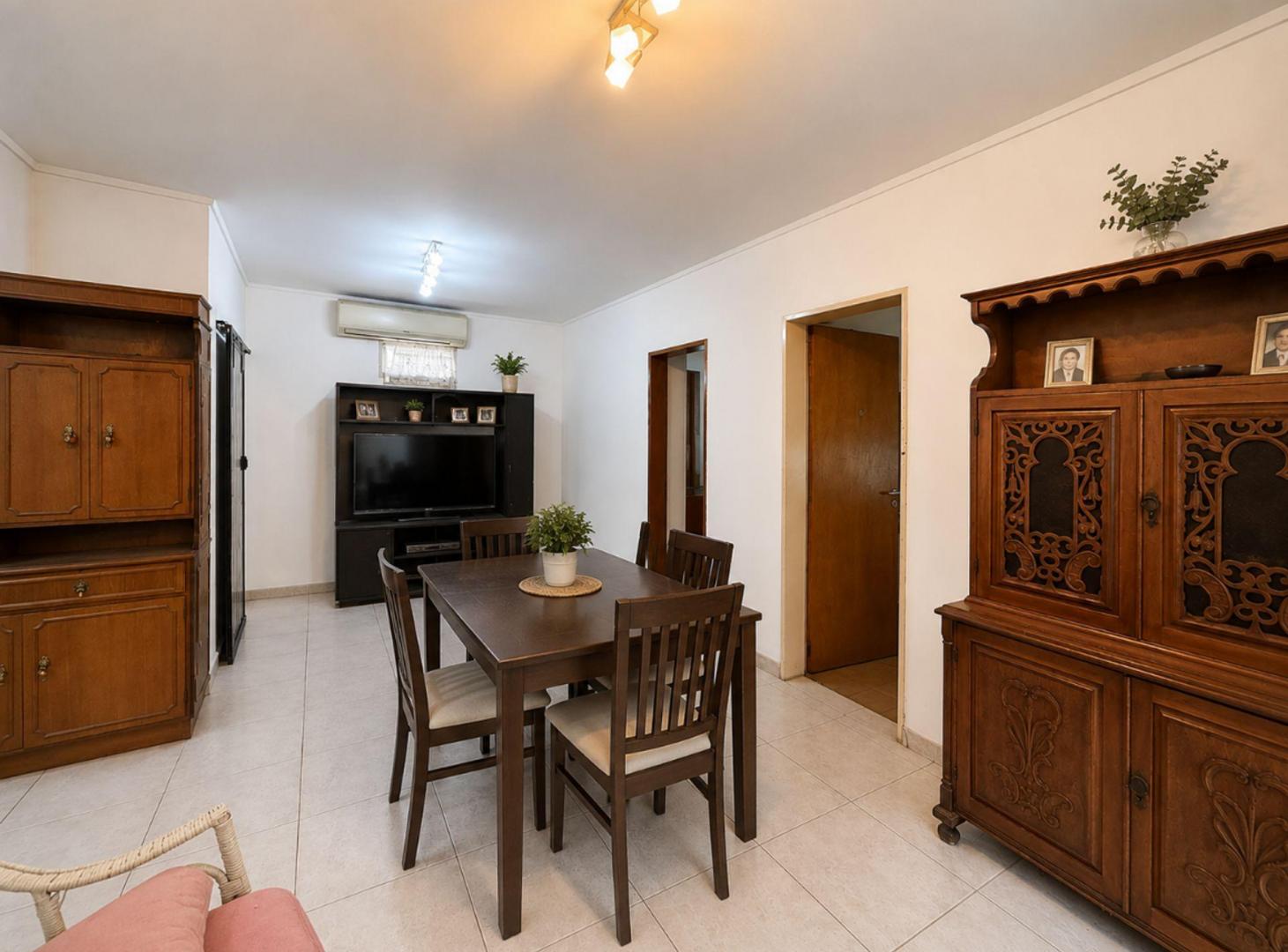Foto de CASA EN VENTA TOLOSA, EN BLOQUE, imagen 2