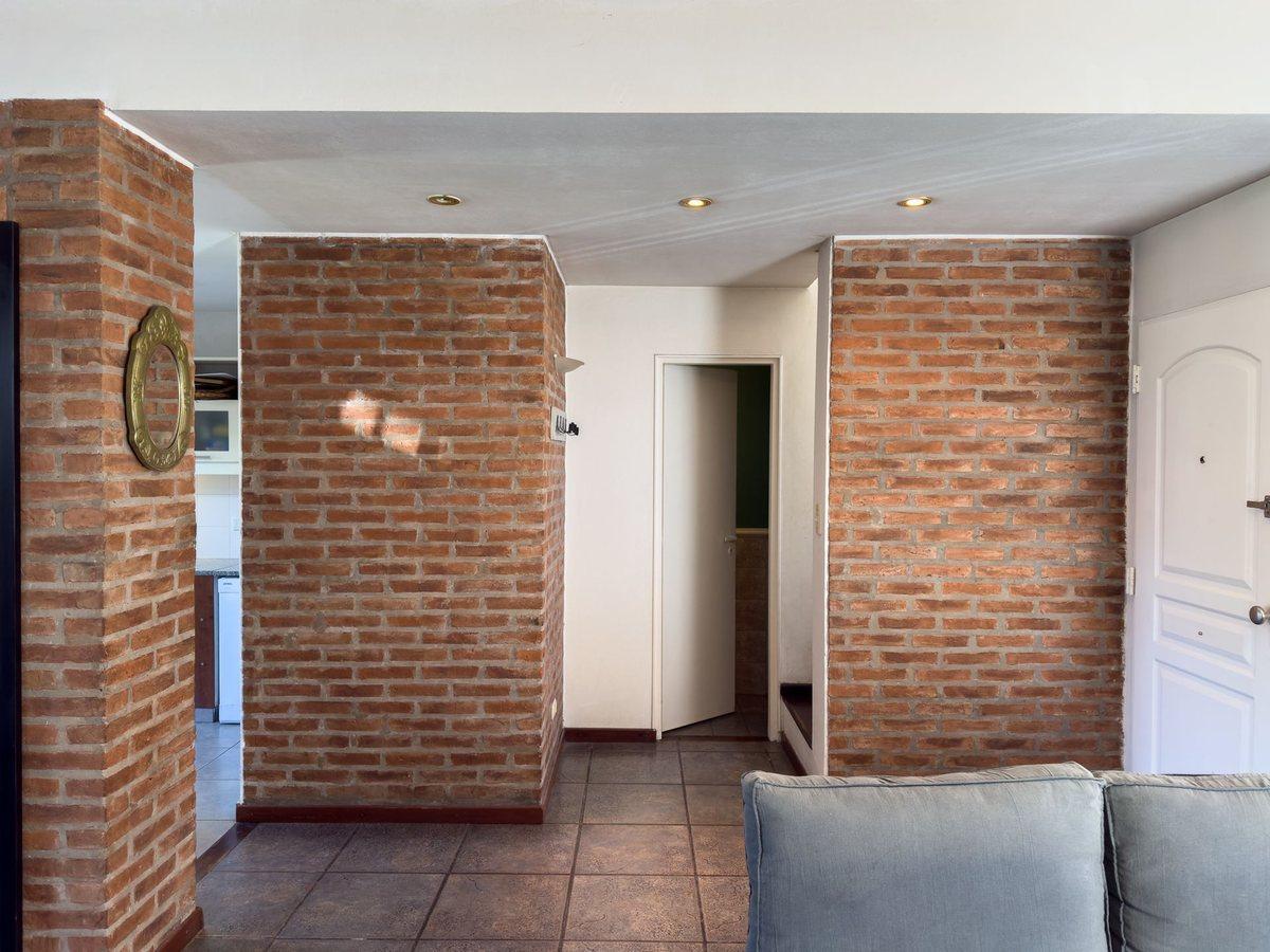 Foto de CASA EN VENTA GONNET, imagen 3