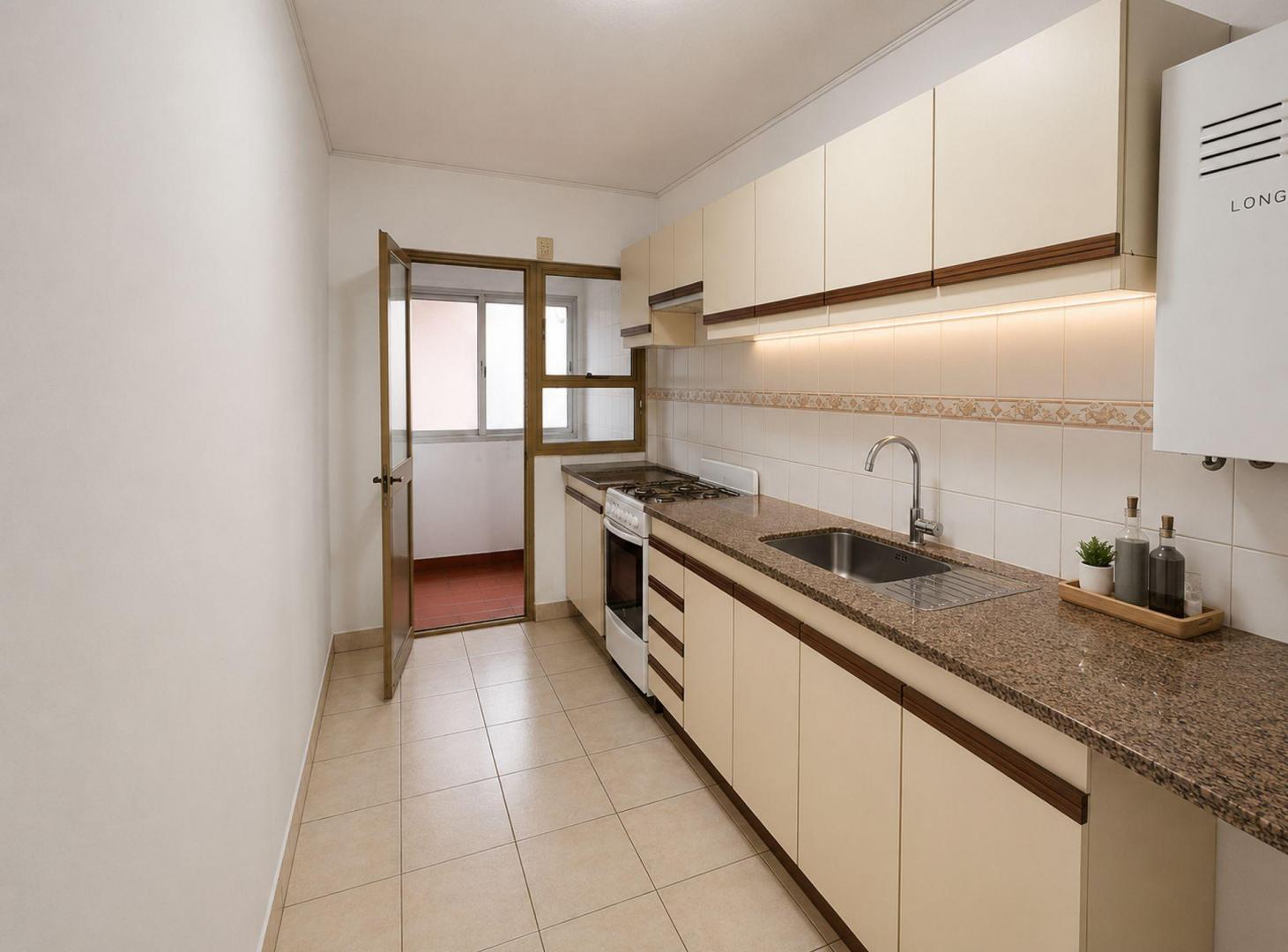 Foto de DEPARTAMENTO EN VENTA DE 3 DORMITORIOS EN LA PLATA, imagen 3