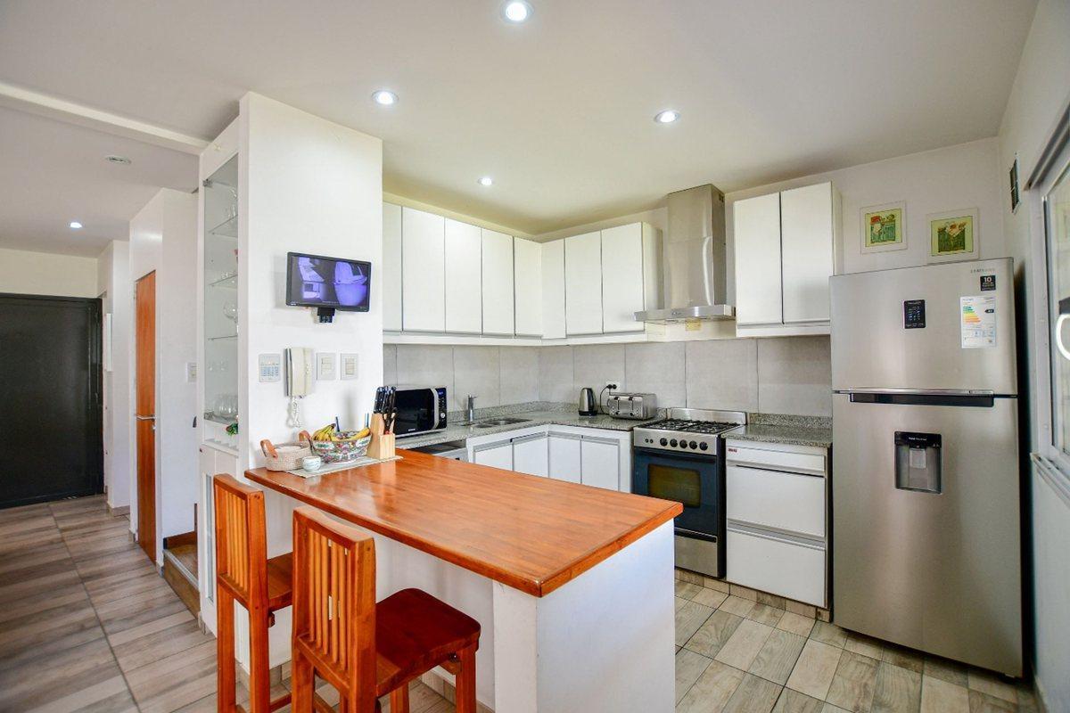 Foto de CASA EN VENTA GONNET, imagen 3