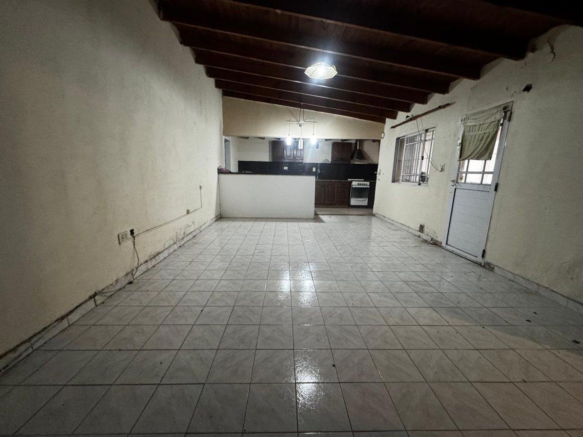 Foto de CASA EN VENTA OLMOS LA PLATA, imagen 1