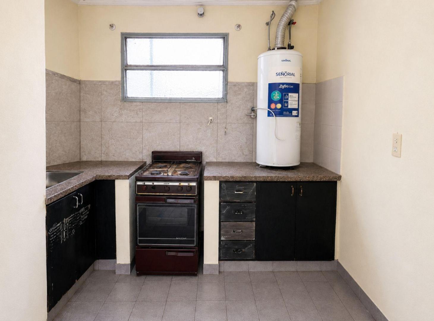Foto de DEPARTAMENTO EN VENTA EN LA PLATA DE 1 DORMITORIO, imagen 3