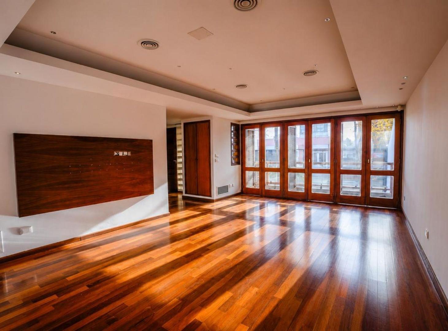 Foto de CASA EN VENTA EN LA PLATA BARRIO NORTE, imagen 1