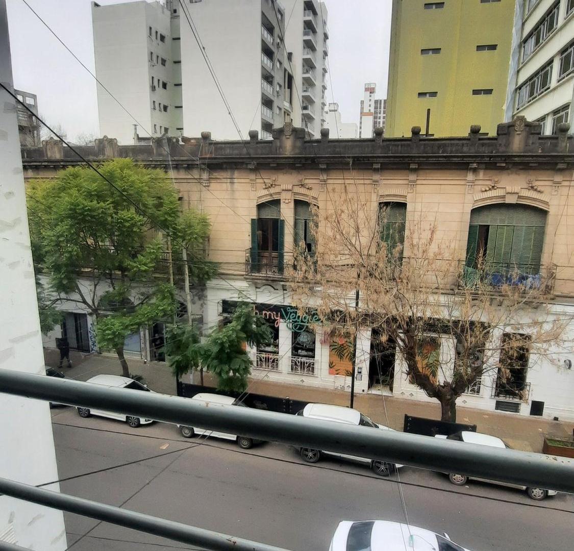 Foto de Monoambiente en venta con balcón calle 4 y 51, imagen 3