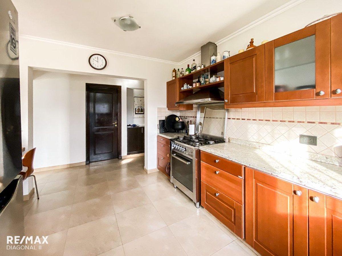 Foto de Casa en Venta en Villa Elisa, imagen 2