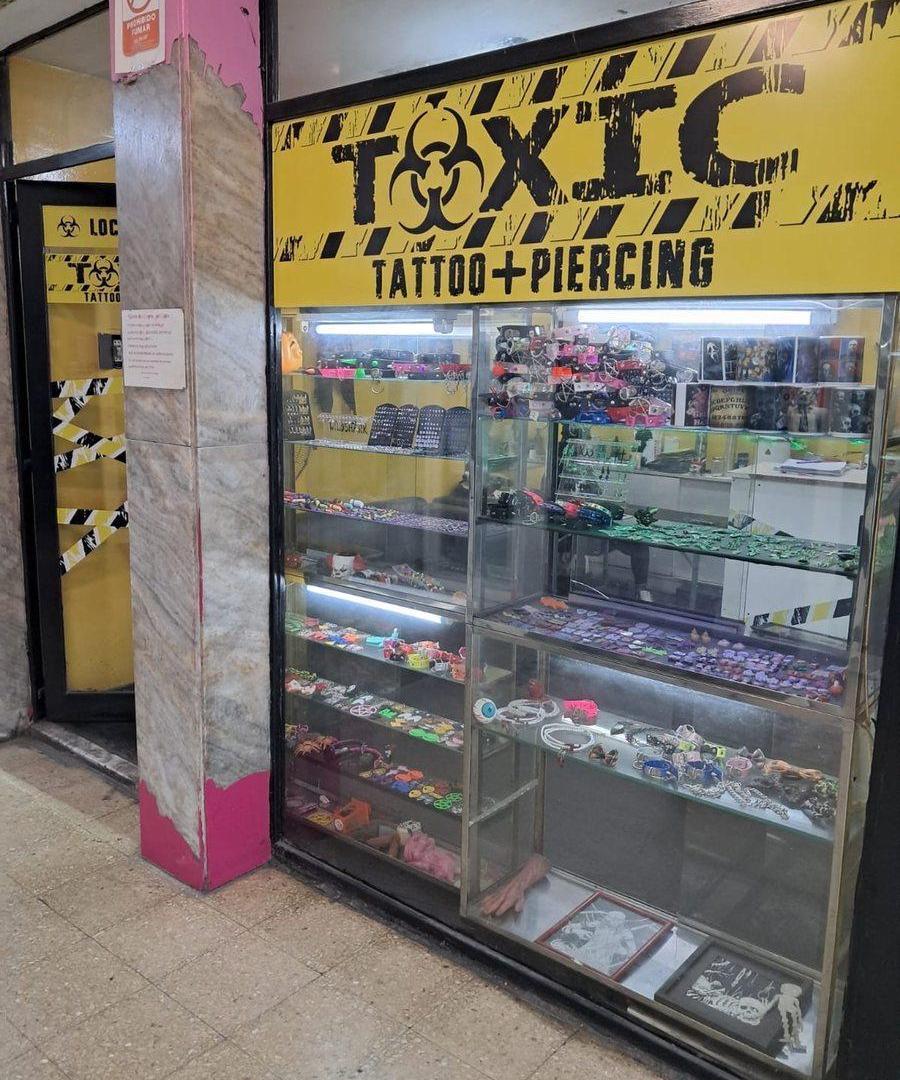 Foto de Venta Local en la Galeria San Martin de La Plata, imagen 1
