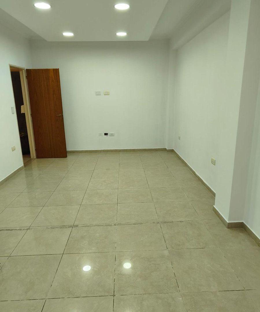 Foto de OFICINA EN VENTA EN LA PLATA, imagen 4