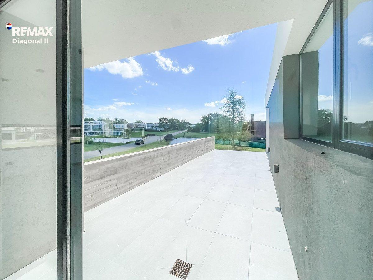 Foto de CASA EN VENTA, GREENVILLE, 5 DORM. HUDSON. CENTRAL, imagen 3