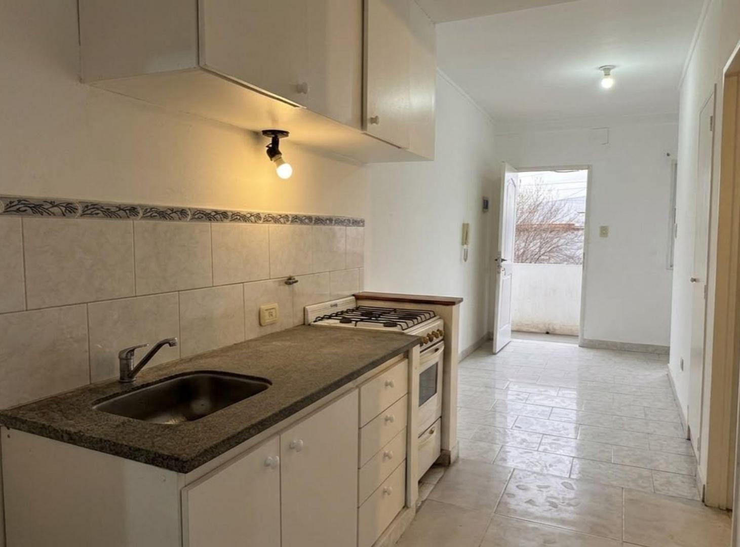 Foto de DEPARTAMENTO EN VENTA ZONA FACULTADES, imagen 5