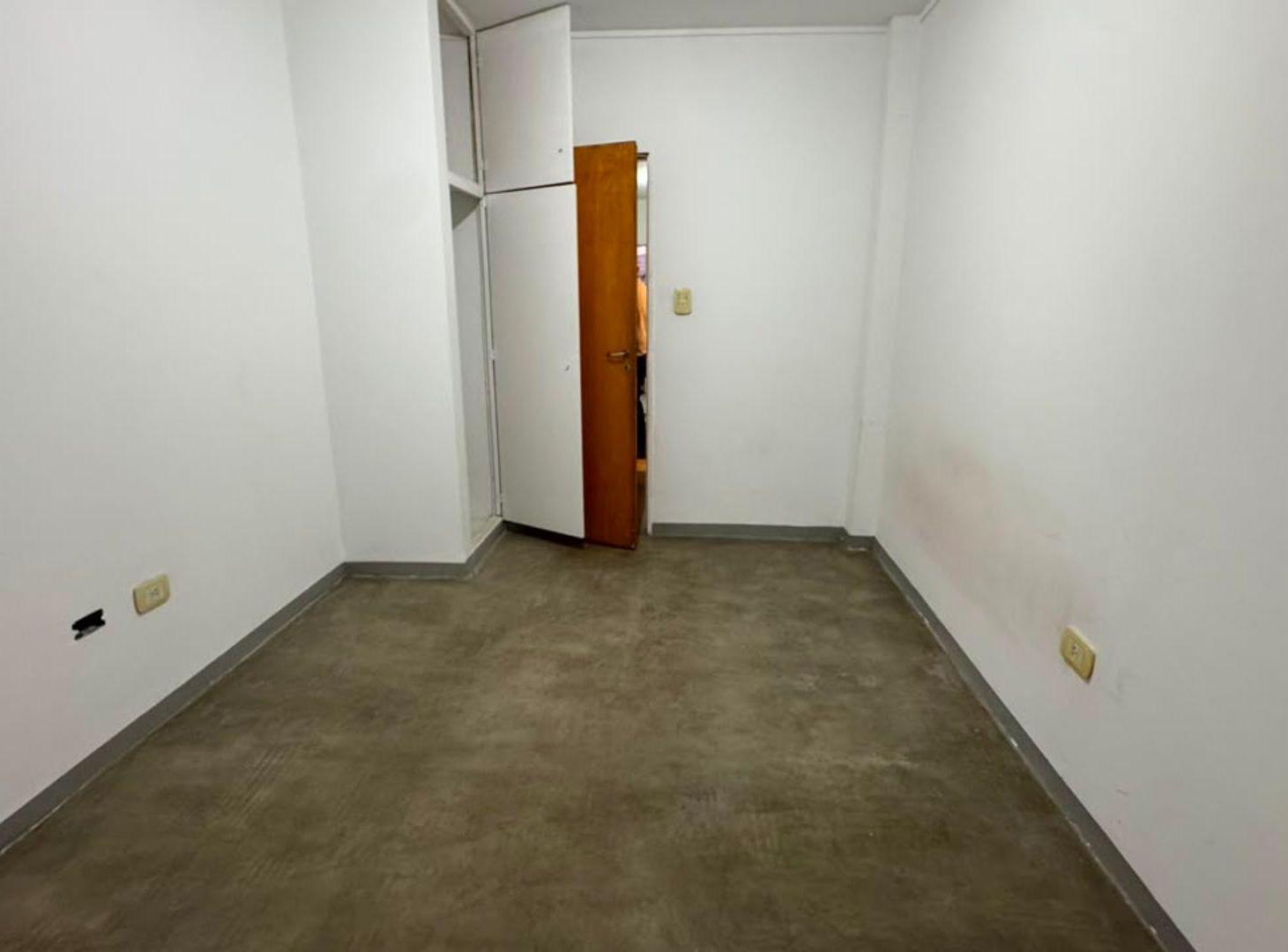 Foto de DEPARTAMENTO EN VENTA ZONA FACULTADES, imagen 2