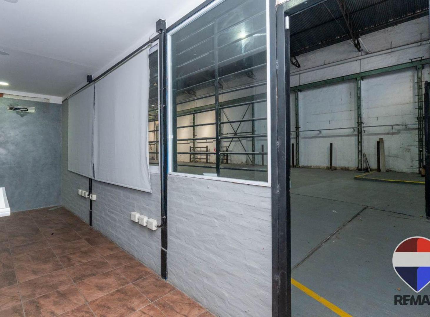 Foto de Galpón Industrial/Comercial/Depósito en alquiler, imagen 5
