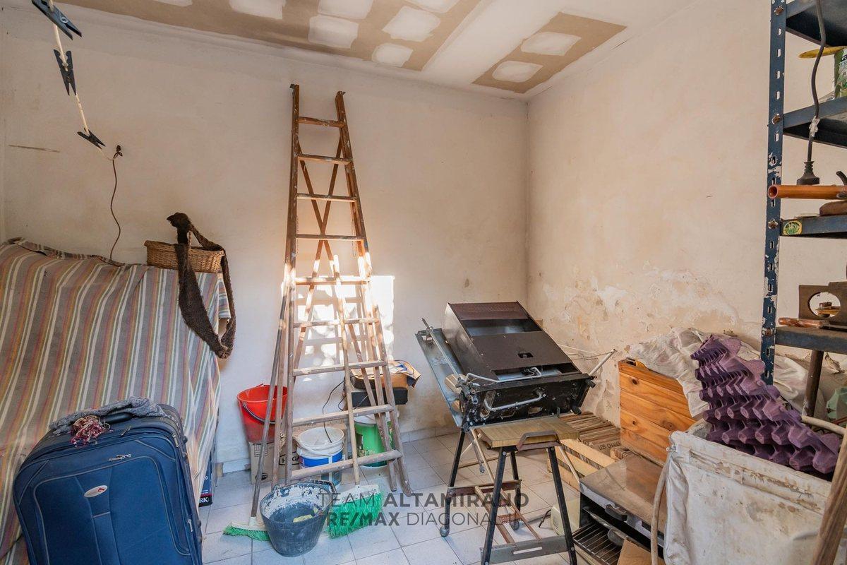 Foto de CASA EN VENTA EN LA PLATA, 4 dormitorios, 4 y 62, imagen 4