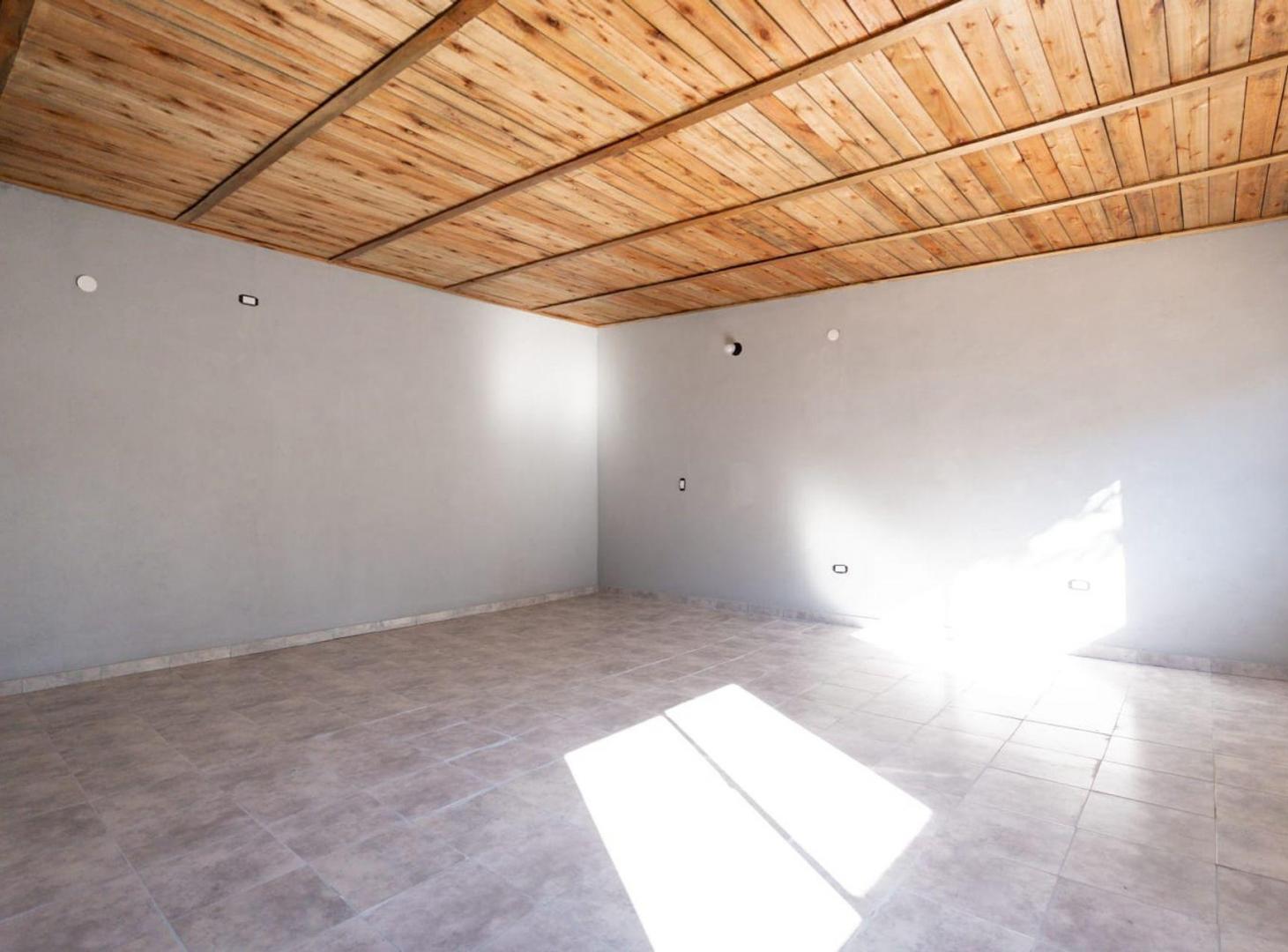 Foto de Casa con pileta en venta La Plata, imagen 5