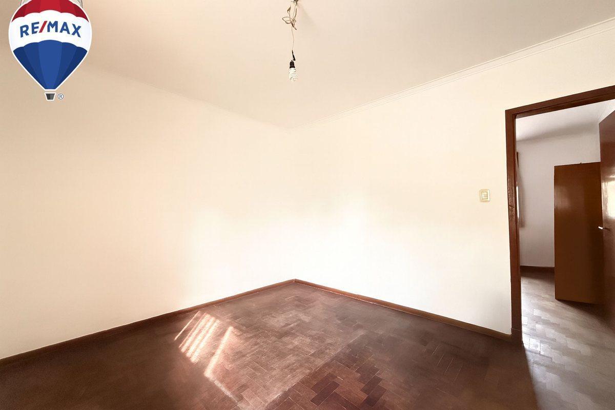 Foto de CASA 4 ambientes EN VENTA BERAZATEGUI lote 300m2, imagen 2