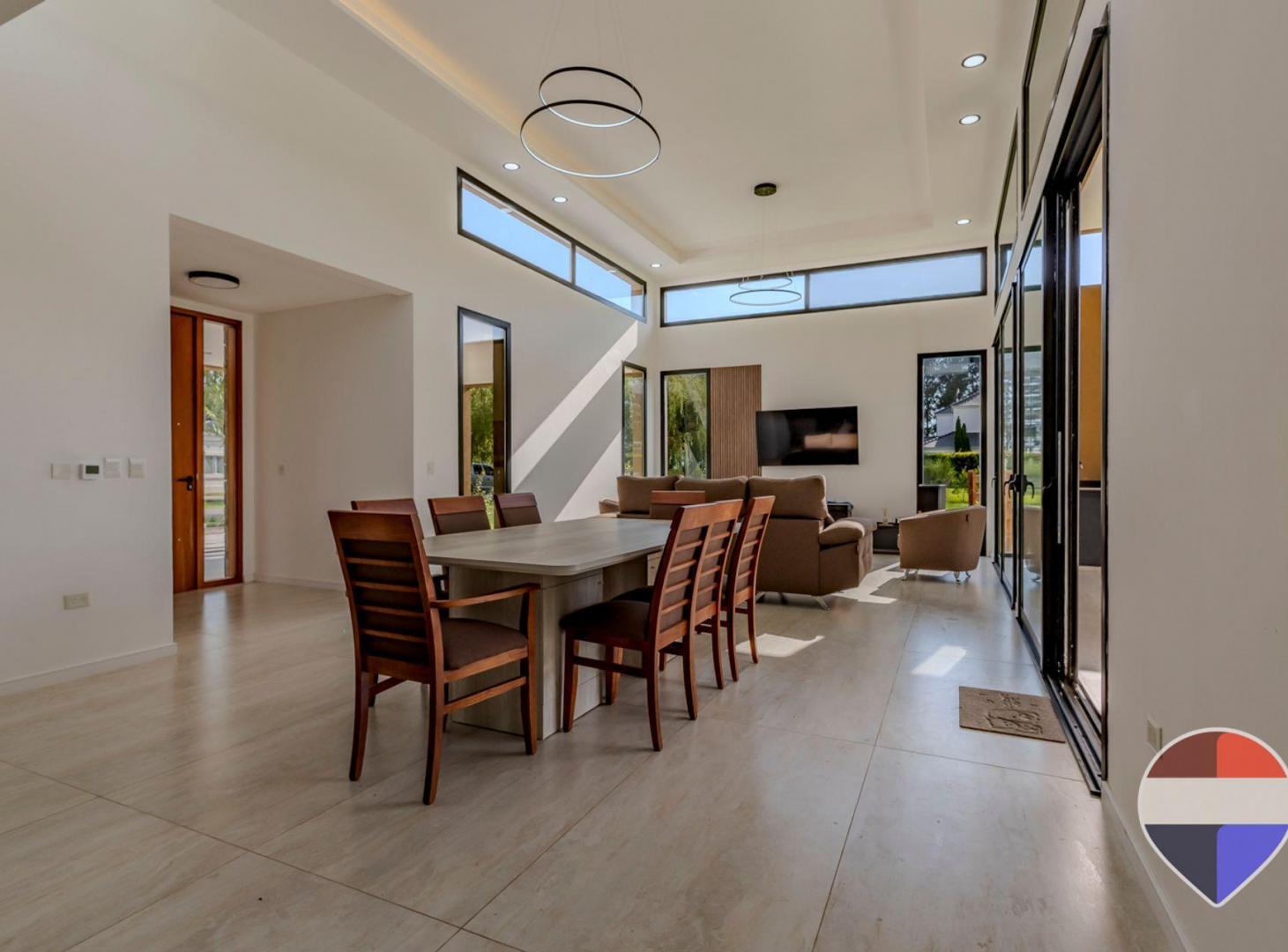 Foto de Casa en Alquiler en Haras del Sur II, imagen 4