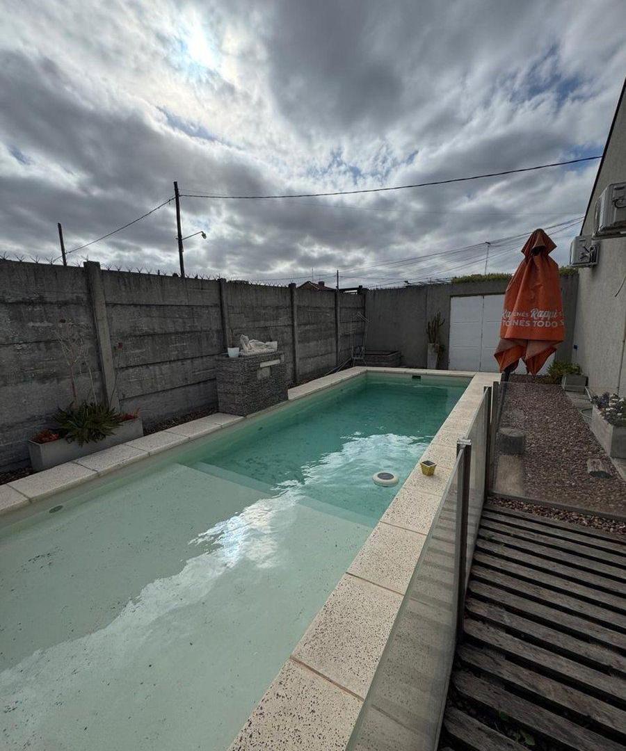 Foto de Calle 185 y 46, imagen 1