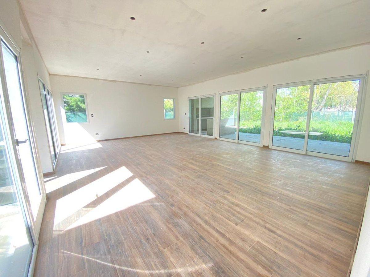 Foto de CASA EN VENTA EN MIRALAGOS, imagen 3
