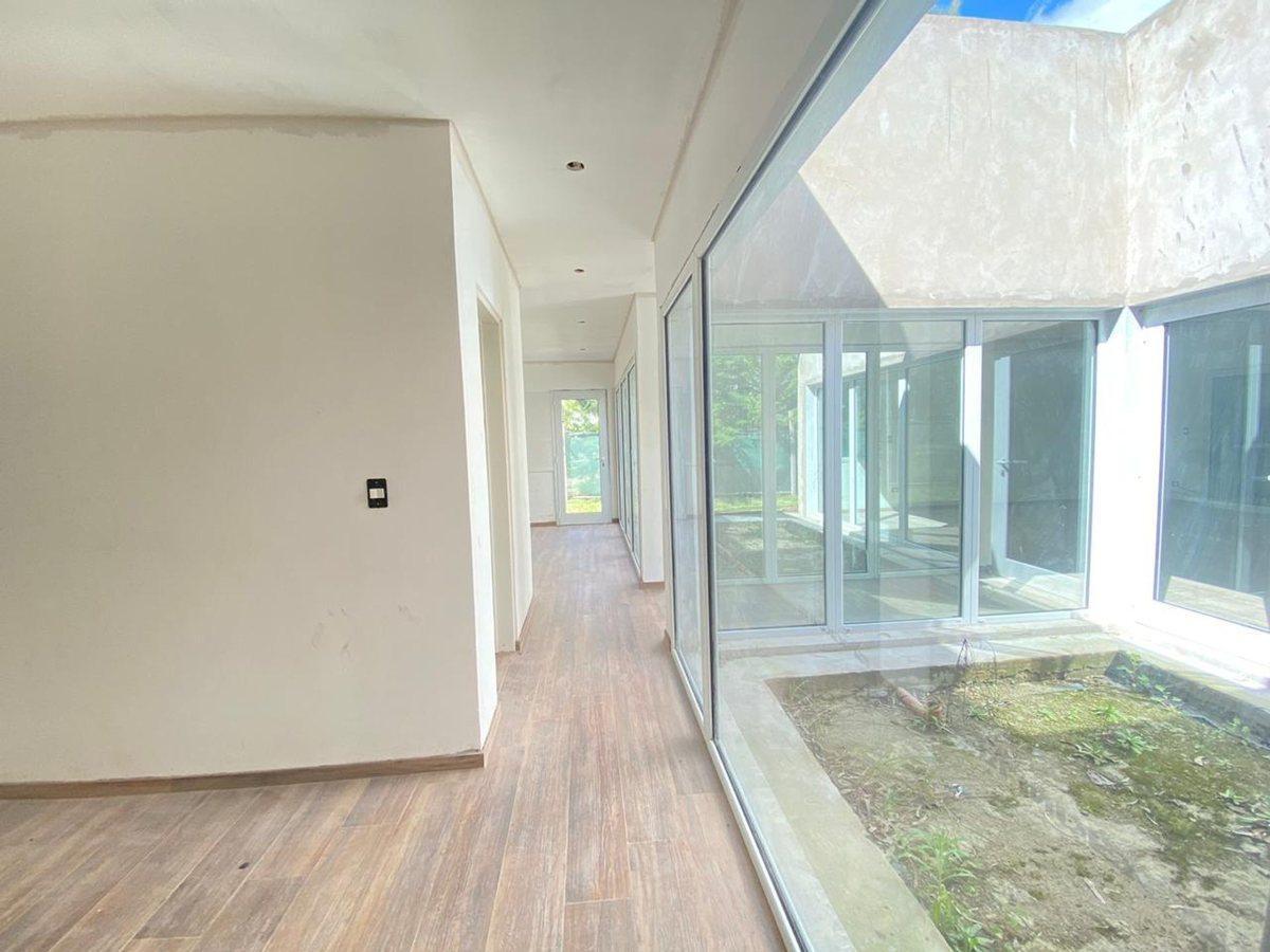 Foto de CASA EN VENTA EN MIRALAGOS, imagen 4