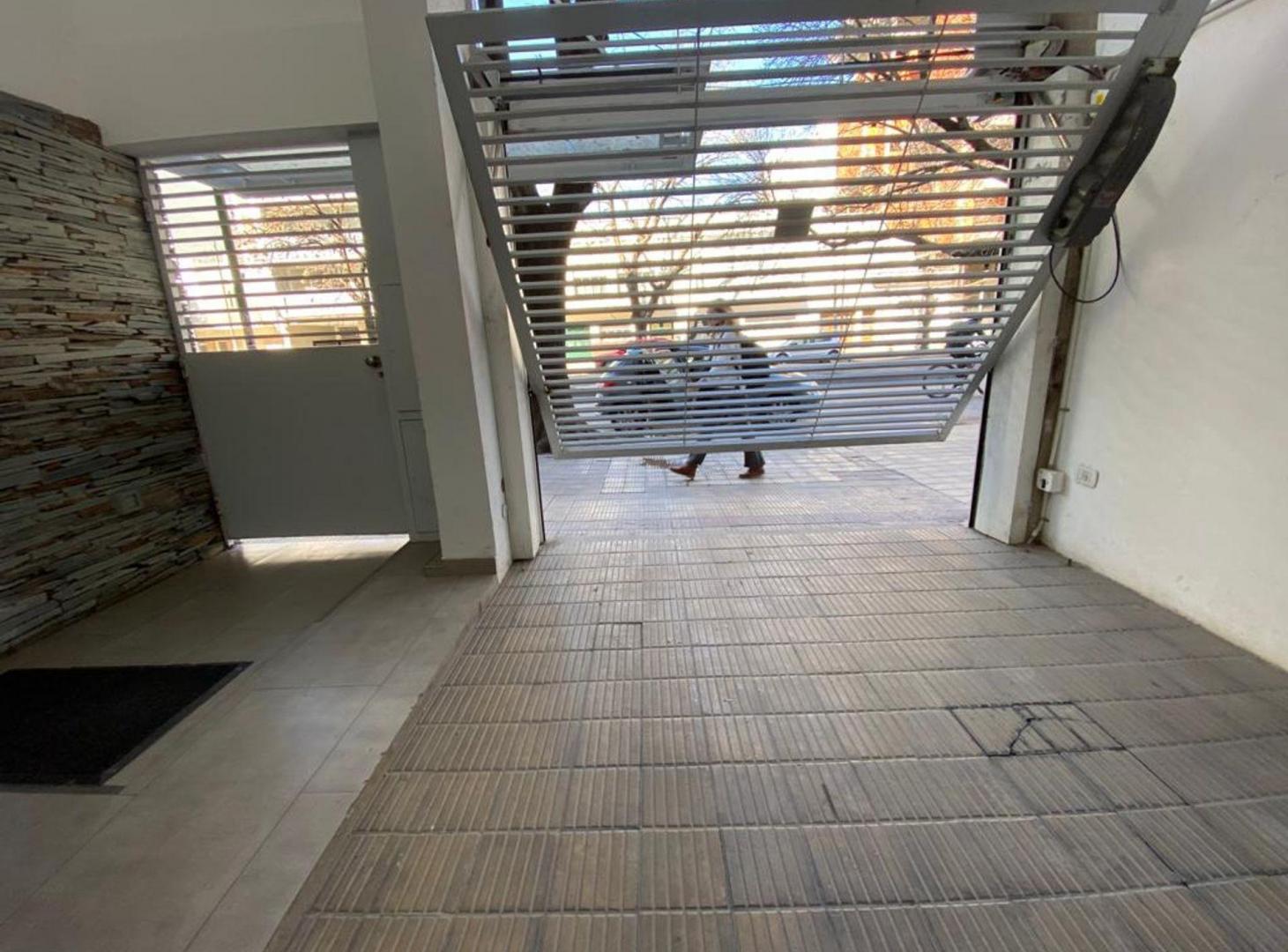Foto de COCHERAS EN VENTA LA PLATA, imagen 1