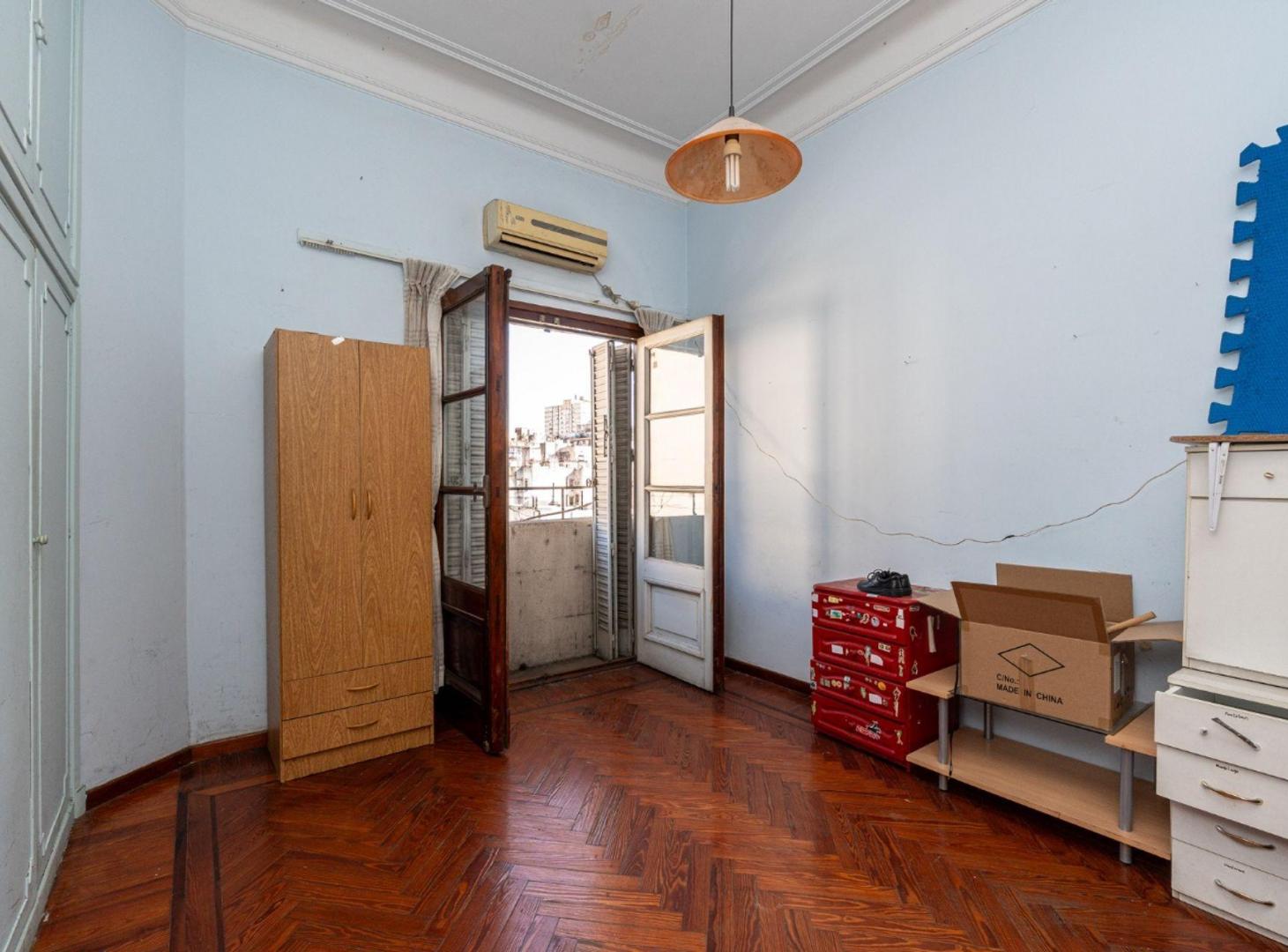 Foto de DEPARTAMENTO 5 AMBIENTES EN VENTA - BALVANERA, imagen 5
