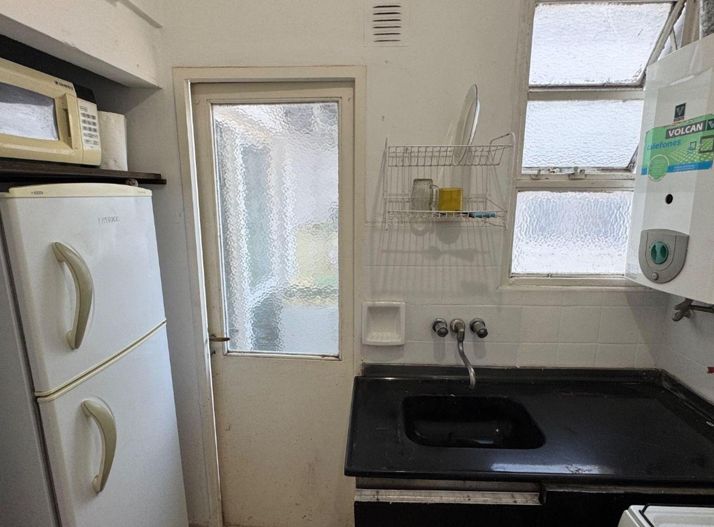 Foto de VENTA DEPARTAMENTO APTO BANCO 2 AMBIENTES LA PLATA, imagen 5