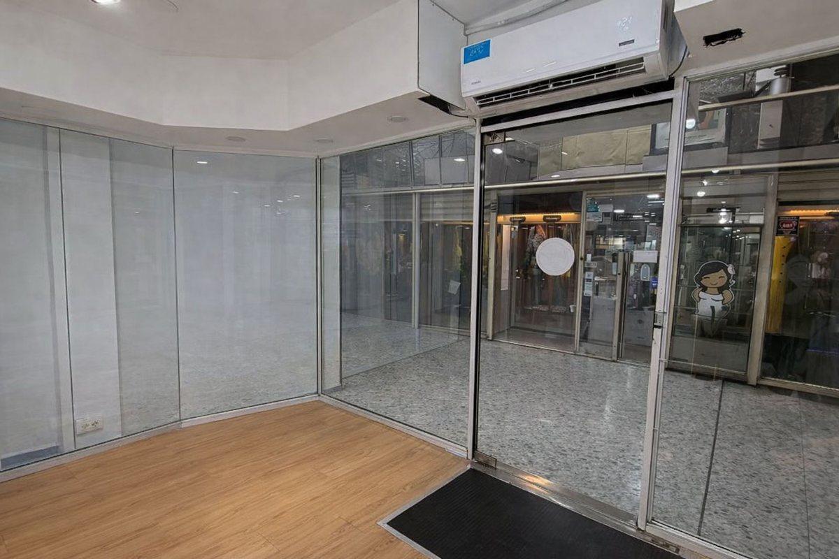 Foto de VENTA LOCAL COMERCIAL GALERÍA LA FRANCESA QUILMES, imagen 3