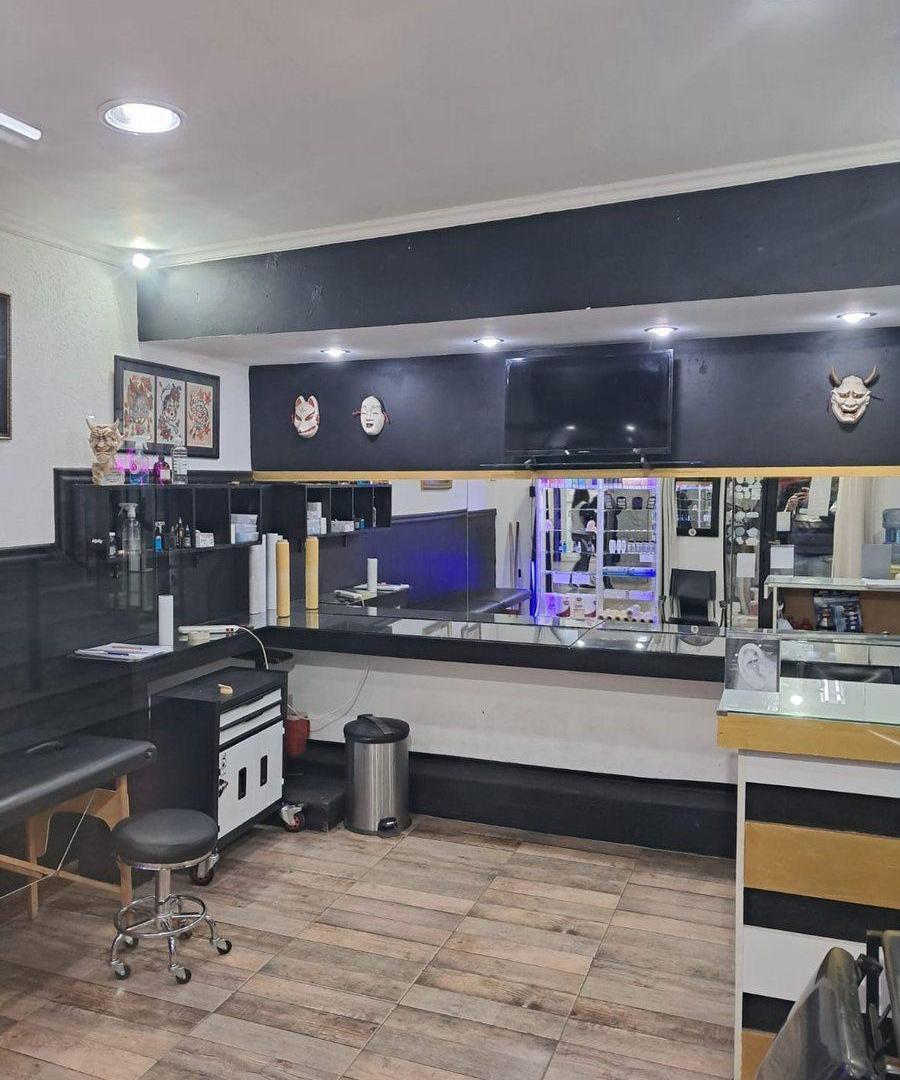 Foto de Venta de local Galeria San Martin de La Plata, imagen 1