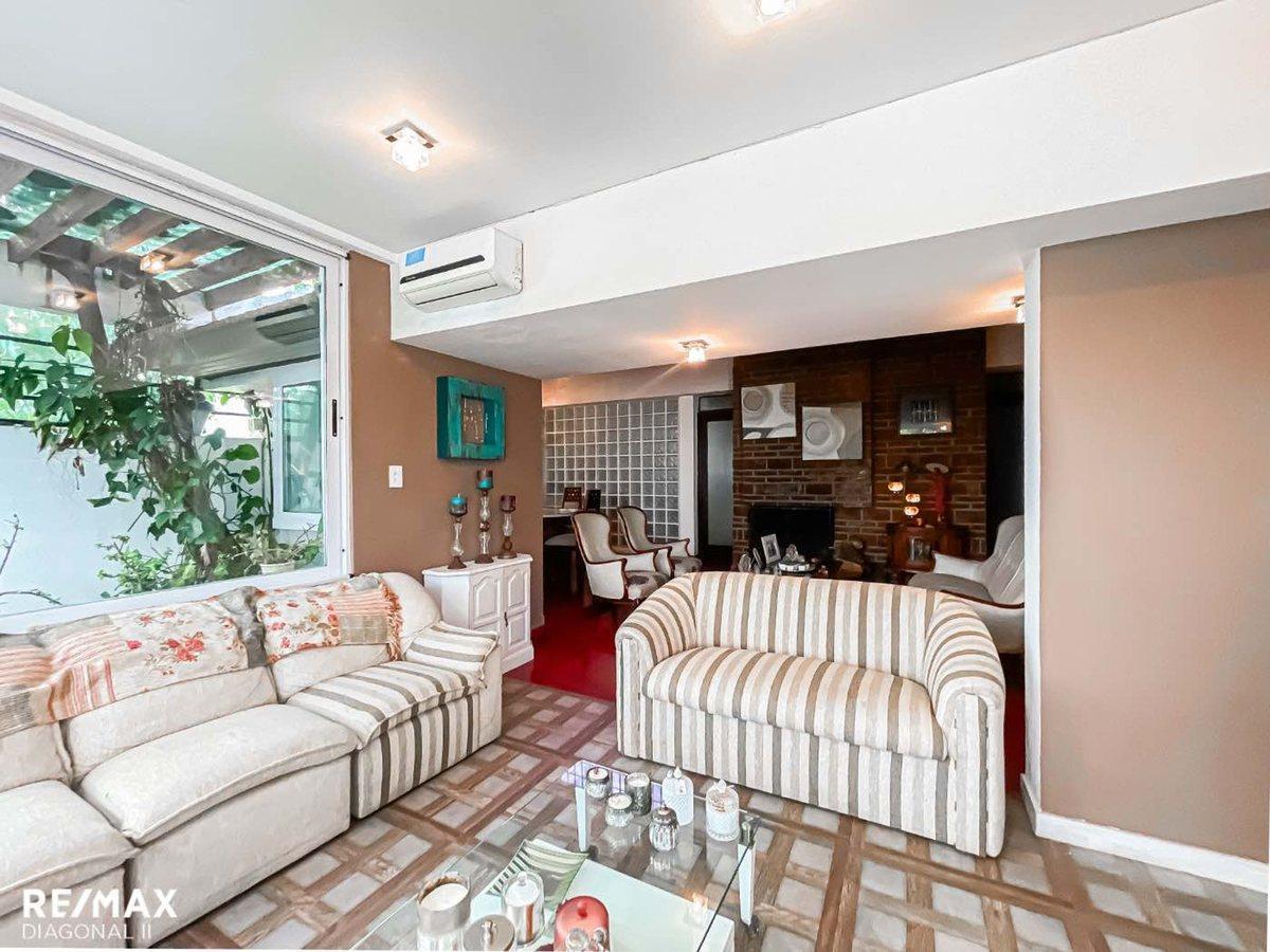 Foto de CASA EN VENTA EN LA PLATA, imagen 1