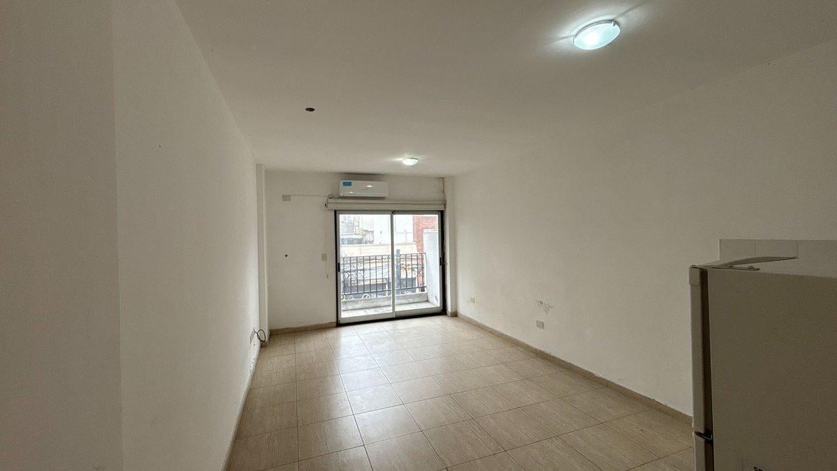 Foto de Venta Departamento Monoambiente en Monserrat, imagen 4
