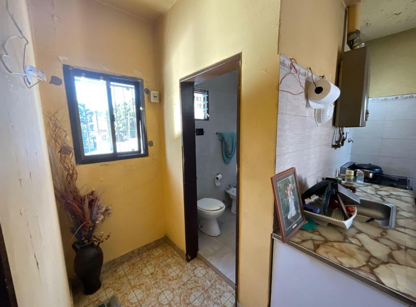 Foto de CASA EN VENTA EN QUILMES CON DEPARTAMENTO, imagen 3