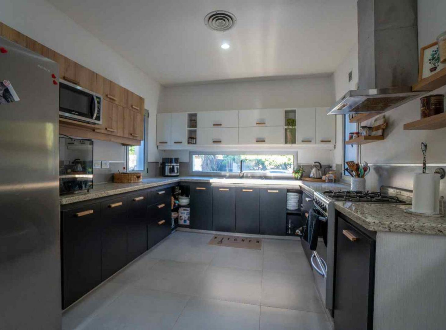 Foto de CASA EN VENTA EN EL QUIMILAR CITY BELL, imagen 2