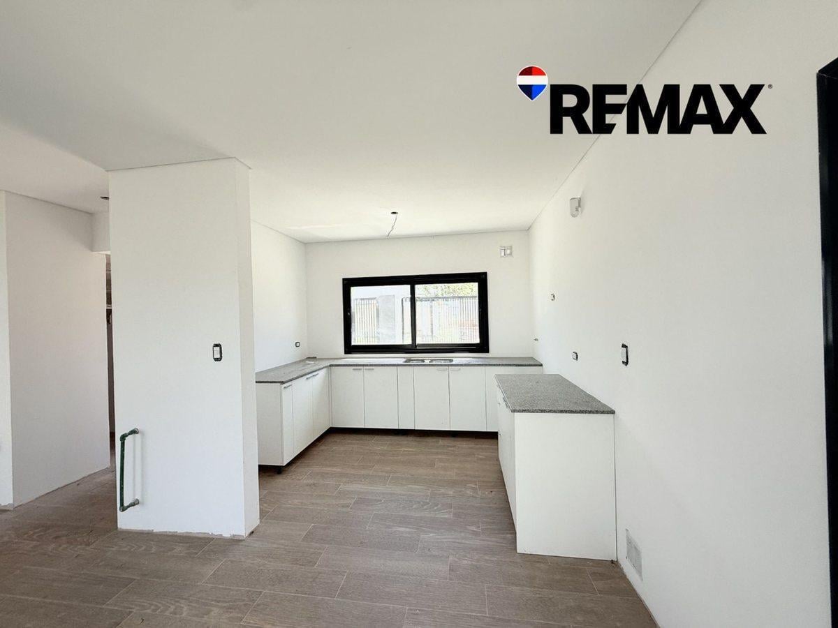 Foto de CASA EN VENTA 3 DORMITORIOS - MANUEL B GONNET, imagen 2
