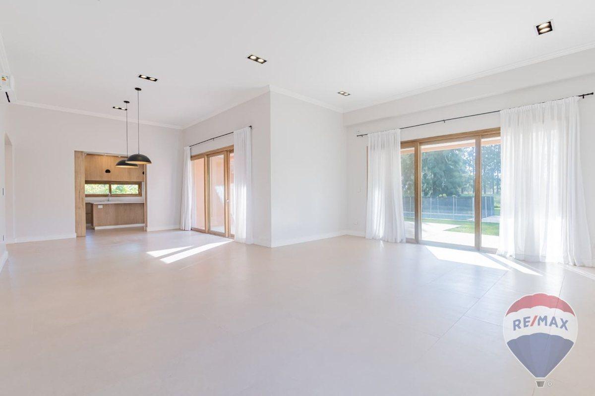 Foto de CASA EN VENTA EN MIRALAGOS 1, imagen 1