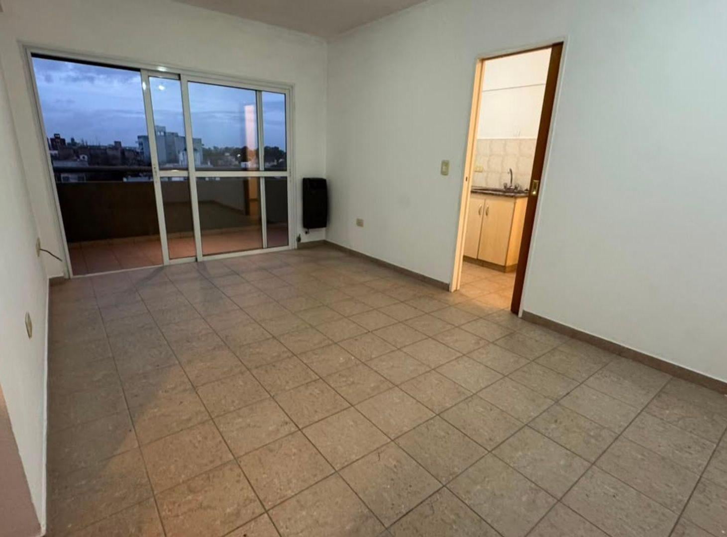Foto de DEPARTAMENTO 1 DORMITORIO CON COCHERA, imagen 1
