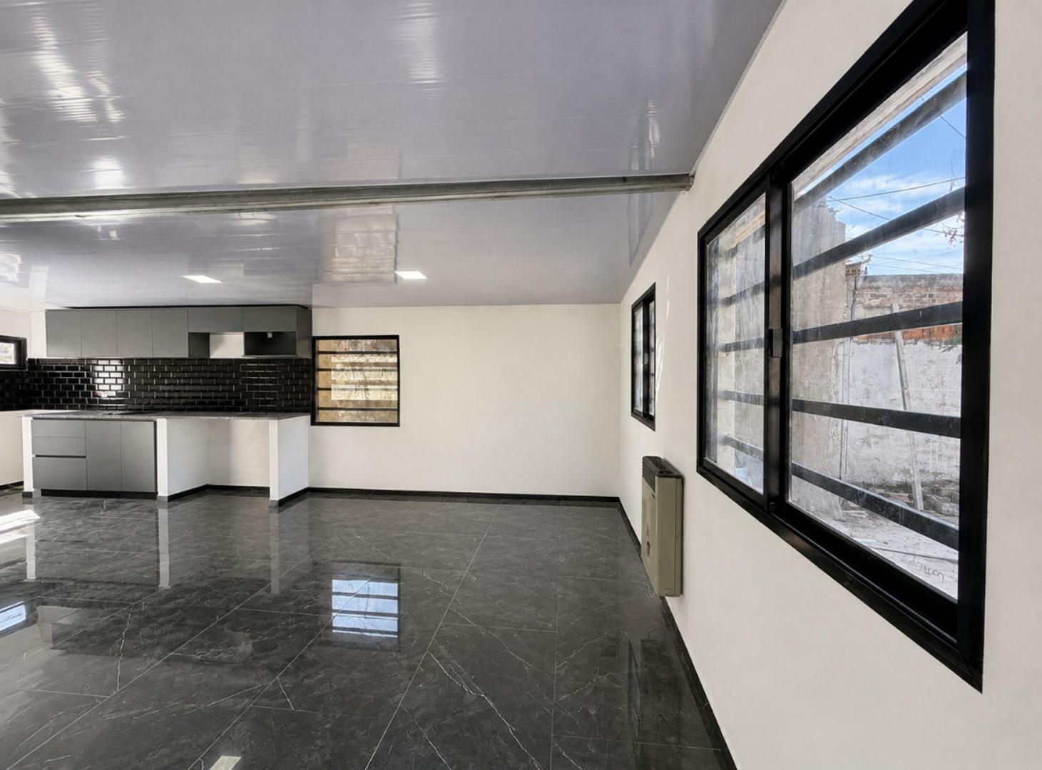 Foto de Alquiler casa 2 dormitorios La Plata, imagen 2